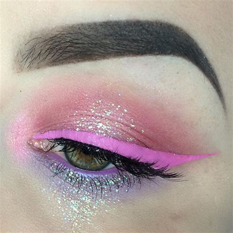 A Touch of Magic: Incorporating Semi Magical Eye Paints into Your Daily Makeup Routine